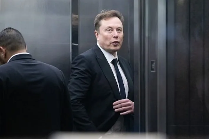 Elon Musk diz ter estar sofrendo episódios de ‘psicose por IA’; entenda o que é