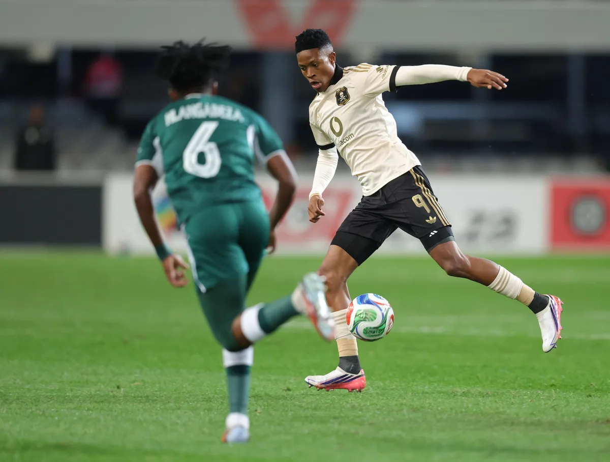 ‘Confidence will come back’: Sebola offers advice to Pirates’ under-pressure Mbuthuma