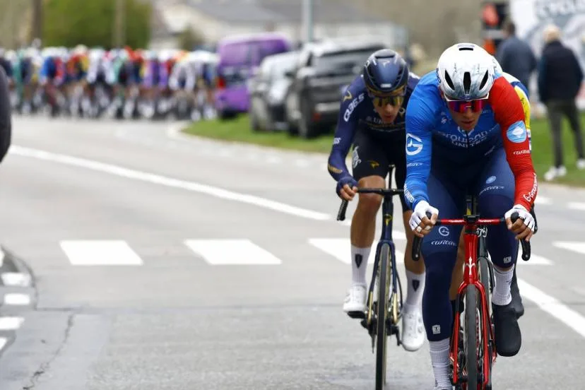 Sensation française sur la Vuelta : Bastien Tronchon s'offre une victoire de prestige sur la 10e étape