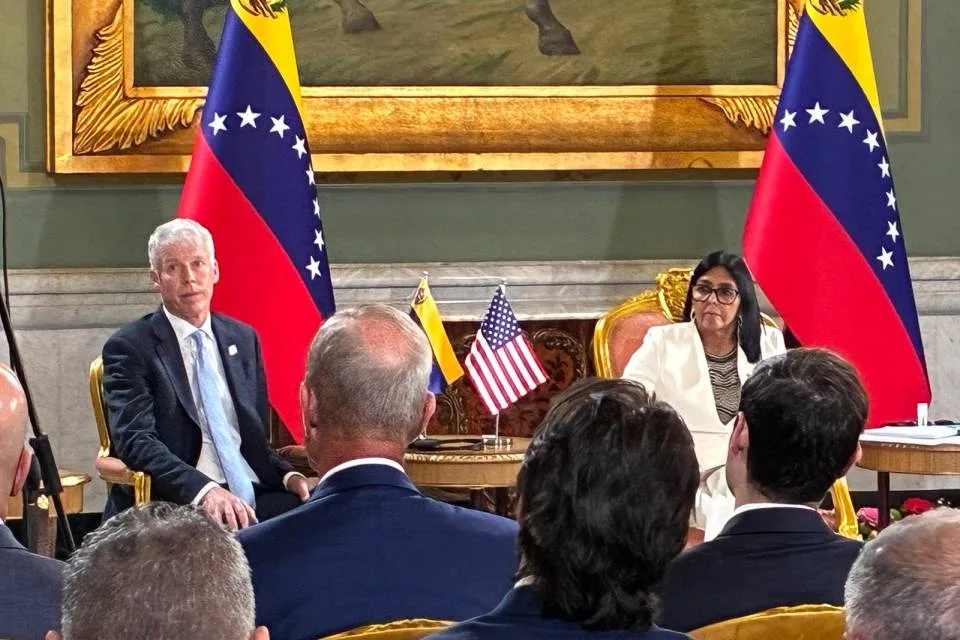 Venezuela firma ocho convenios en materia energética con ENI, Chevron y GE Vernova