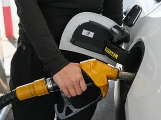Prix du carburant : l’aide pour les gros rouleurs élargie à 5,5 millions de Français