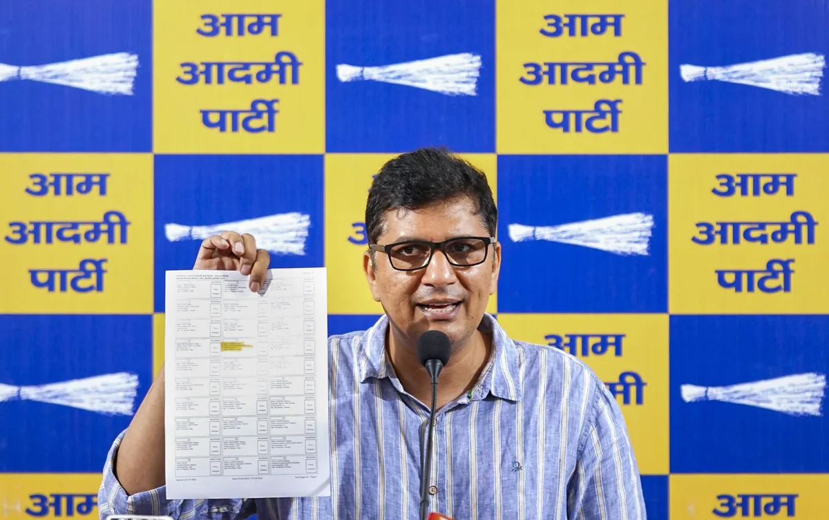 AAP's Saurabh Bharadwaj seeks FIR over police assault during Delhi protests
