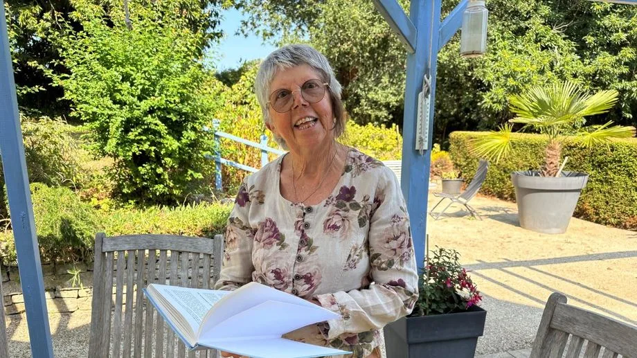 Atteinte de la maladie de Parkinson une habitante de Concarneau espère arrêter sa vie "plutôt que de continuer comme ça"