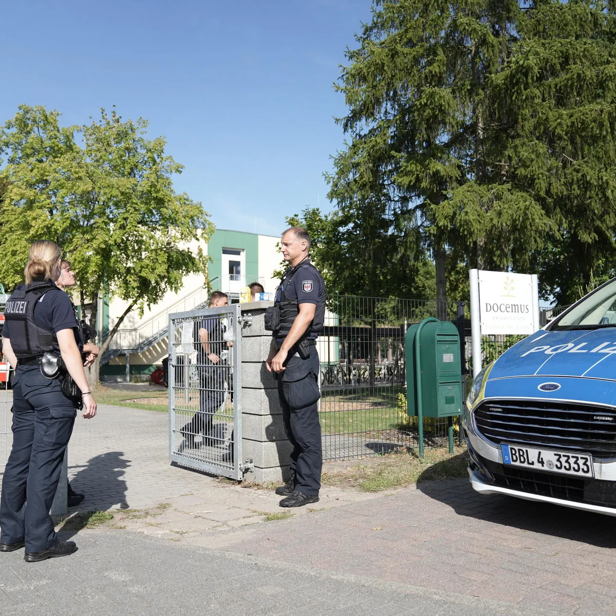 Polizei - Gewalttat an Brandenburger Schule mit zwei Toten