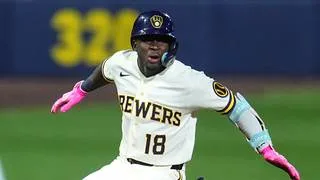 MLB: Luis Lara se luce con su ofensiva estelar en Milwaukee