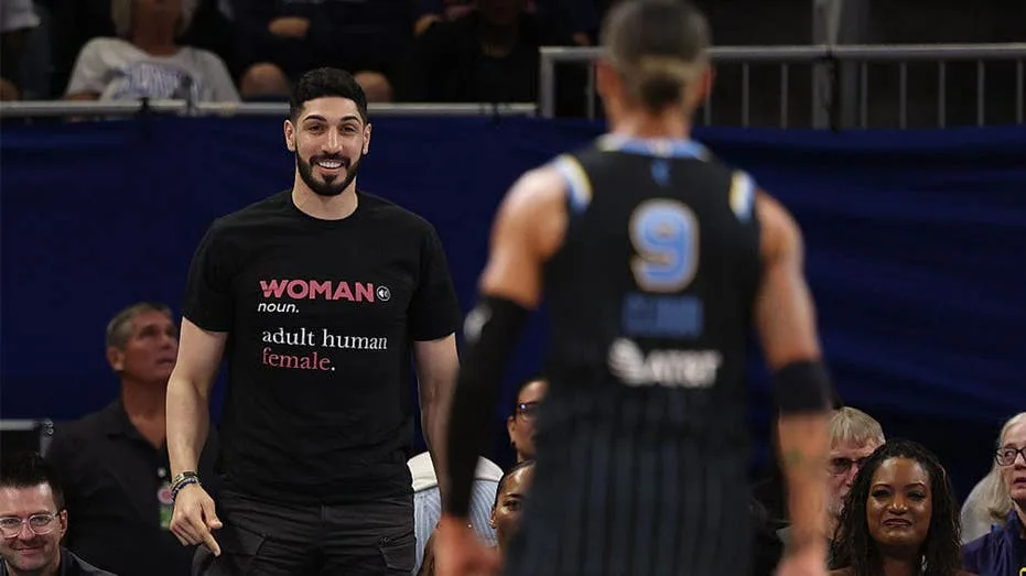 ESPN reporter takes unprompted shot at Enes Kanter Freedom during NBA analysis