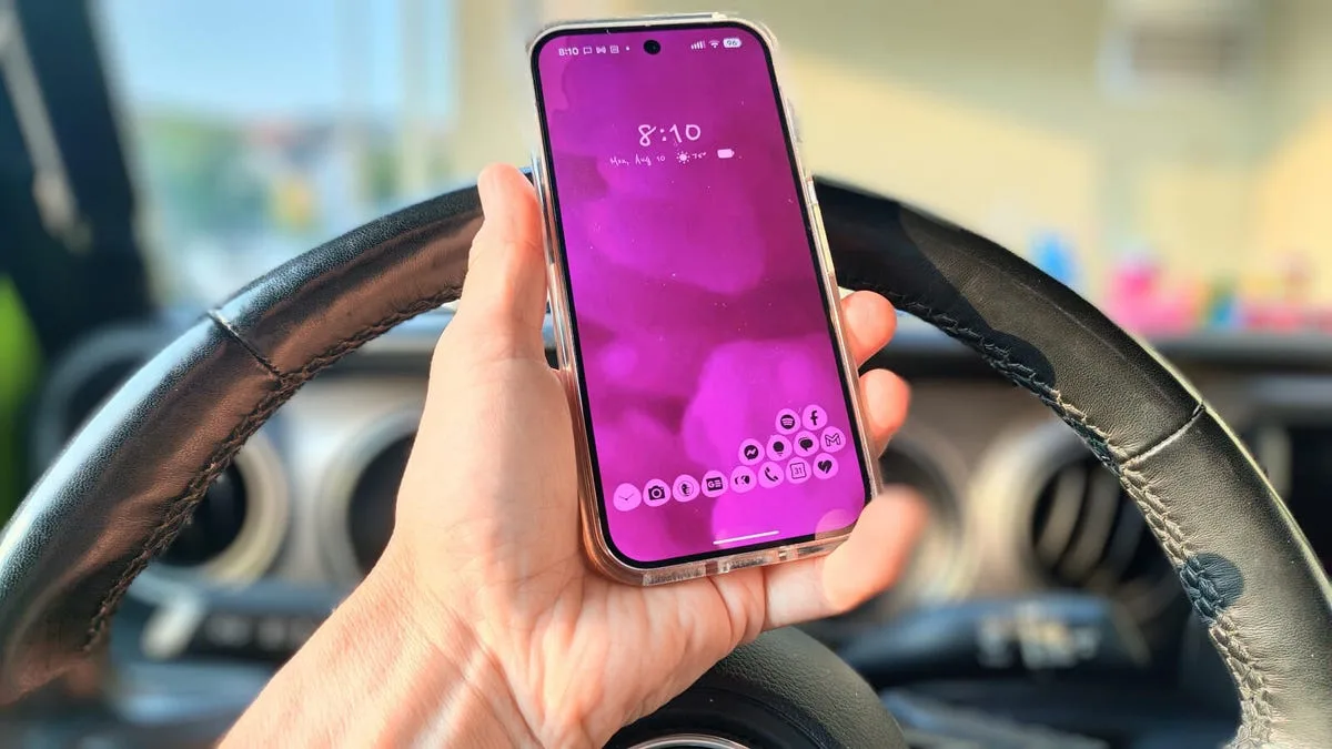 Gemini voice calling on Android Auto keeps failing me - and Google has until September to fix it