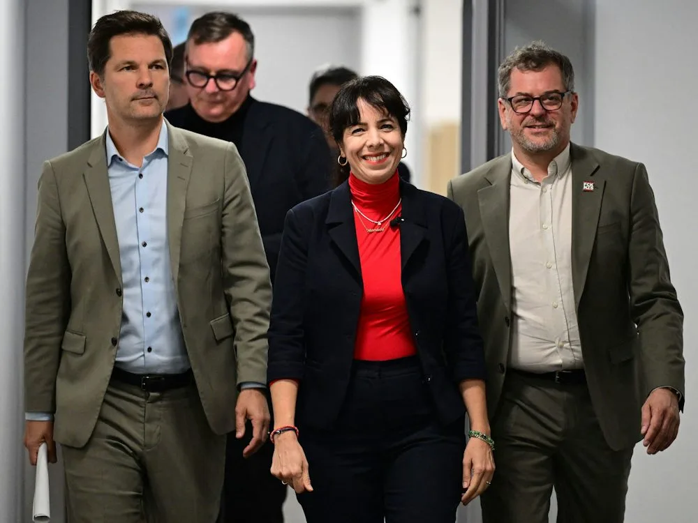 Newsblog zu den Landtagswahlen: Berlin: Linke, Grüne und SPD planen Vergesellschaftung von Wohnungen