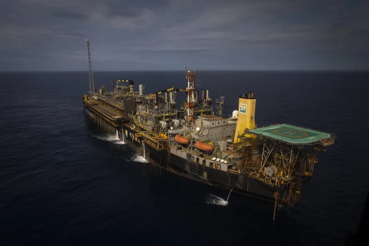 Governo prorroga imposto de exportação a petroleiras, mas Justiça barra cobrança