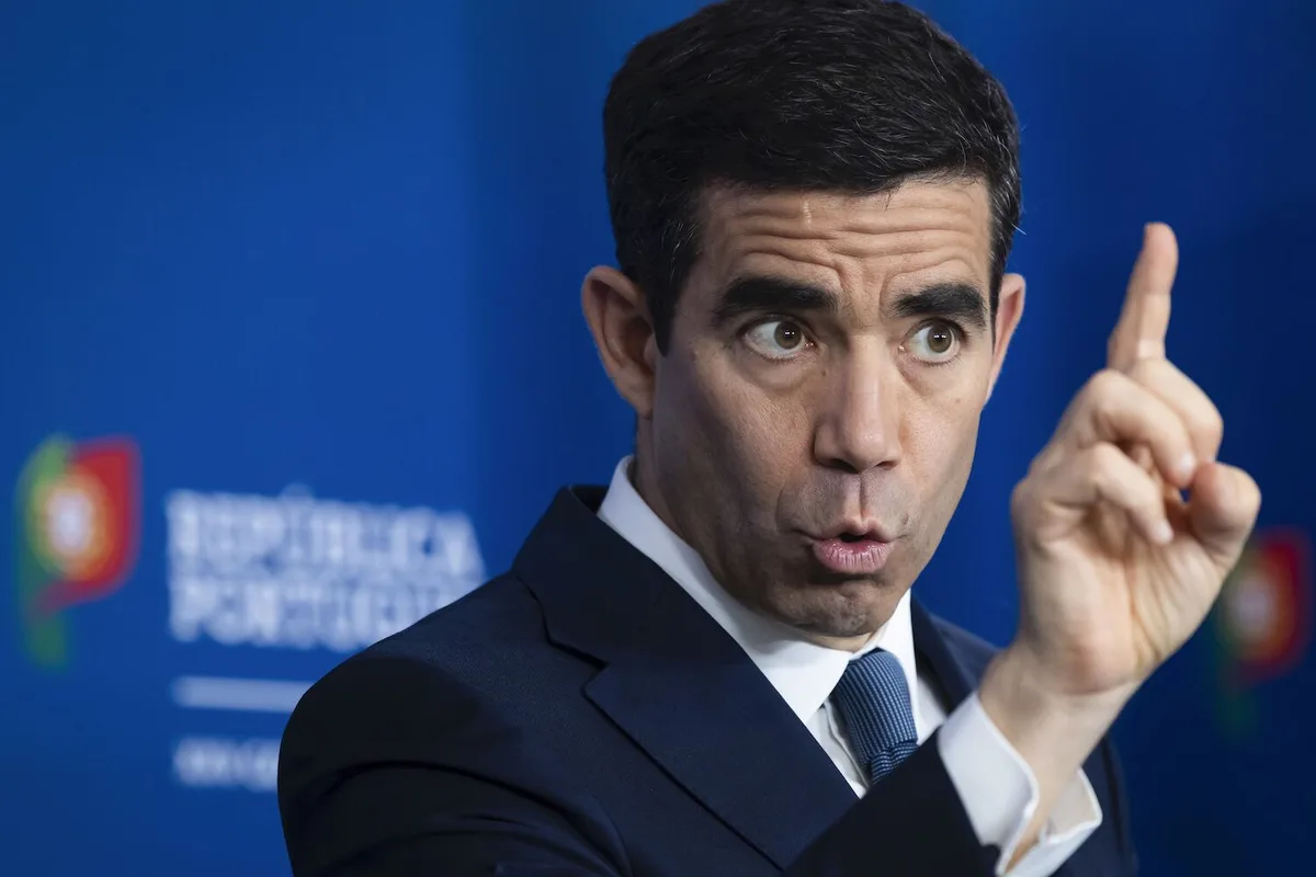 Governo fecha a porta: reforma da Segurança Social só com eleições. “A luta será grande”