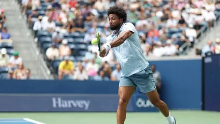 Arthur Fils s'effondre face au Grec Stéfanos Tsitsipas au premier tour de l'US Open