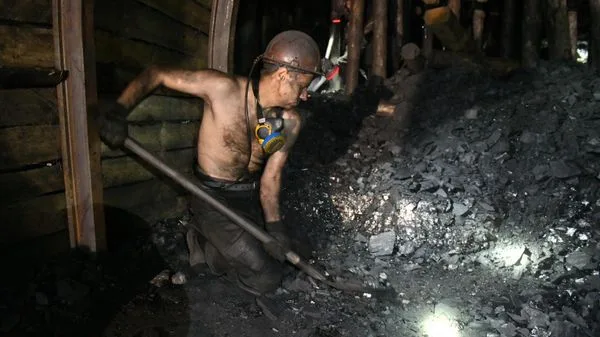 Russian Energy Ministry Says Expects Slight Decline in Coal Output in Country in 2026