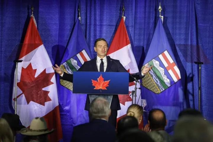 ‘Albertans are not quitters’: Poilievre pushes referendum vote to stay in Canada