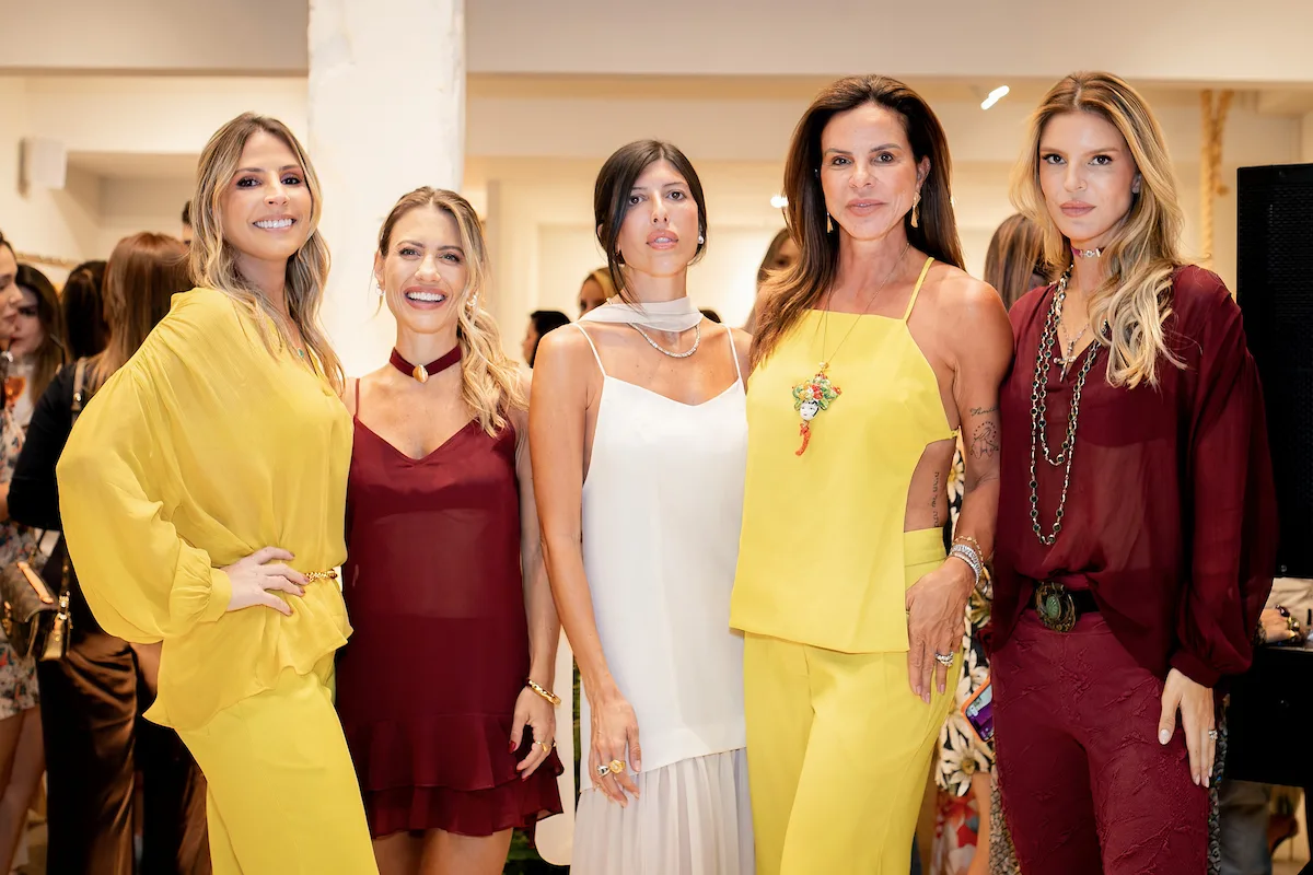 Lago Beachwear celebra sete anos em coquetel prestigiado no Lago Sul