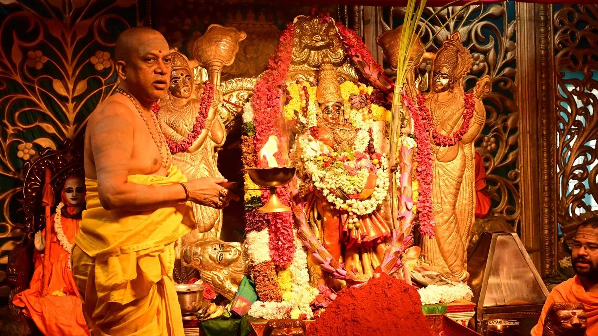 90,000 devotees throng Vijayawada Kanaka Durga temple on fifth day of Dasara celebrations