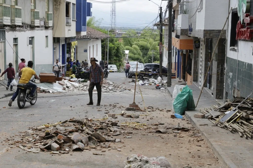 Colombia registra 314 fallecidos diez días después del terremoto de magnitud 7,4