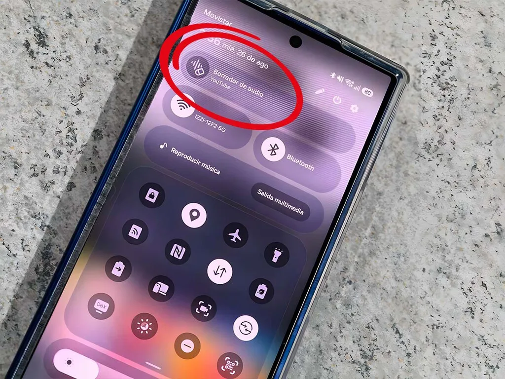 Tu Galaxy puede separar voces, música y ruido ambiental en tiempo real mientras ves YouTube: así funciona Audio Eraser