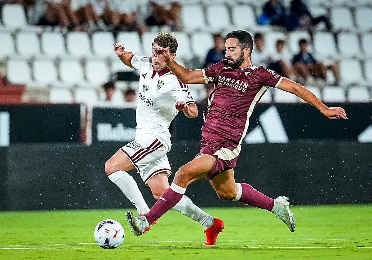 El Córdoba renace de sus cenizas con un épico ejercicio de fe ante el Albacete en el Carlos Belmonte (1-2)