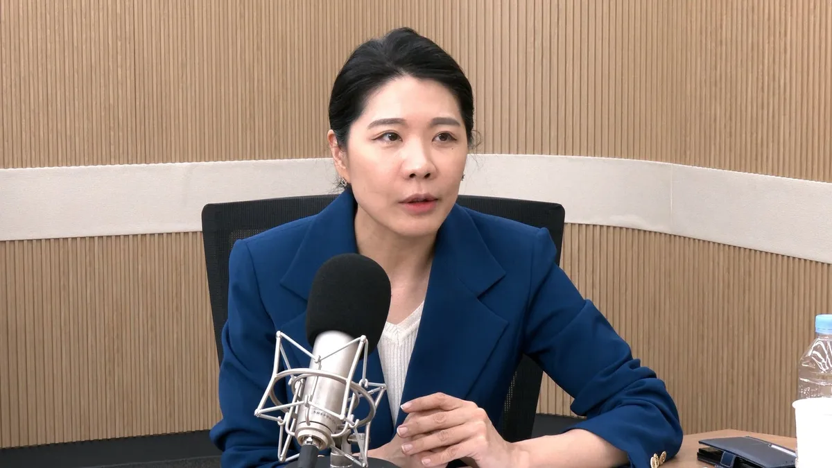與 신현영 “용혜인, 의원·장관 겸직 말고 한 가지 선택해야”