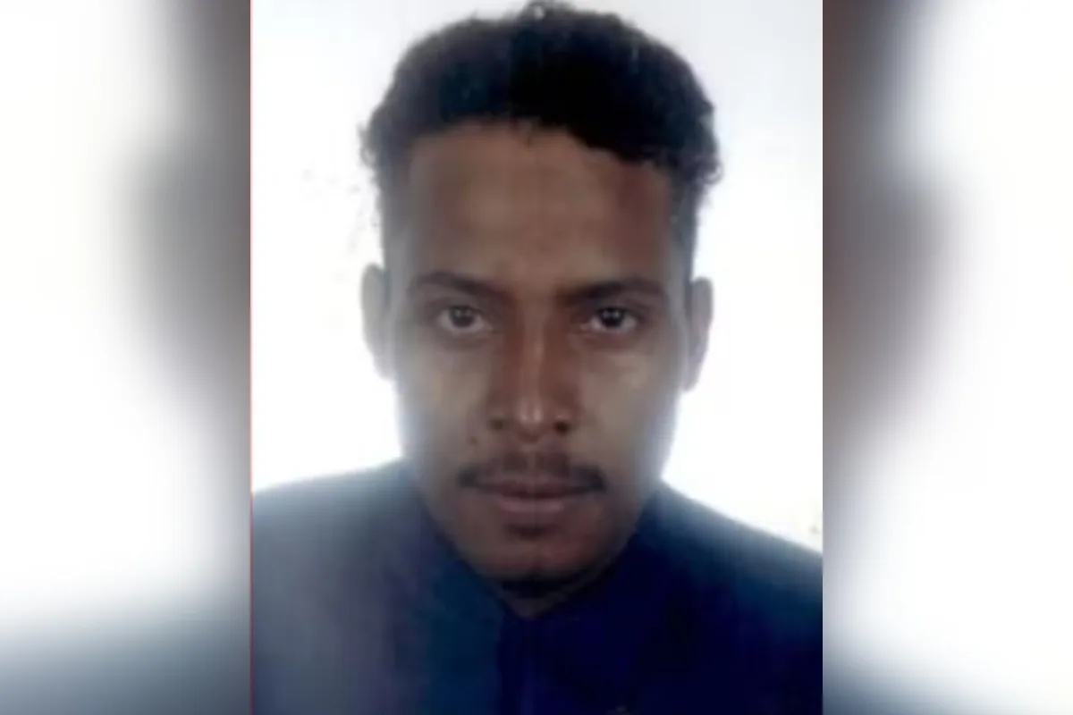 Homem mata esposa, atira nos filhos, foge em trator e é morto pela PM