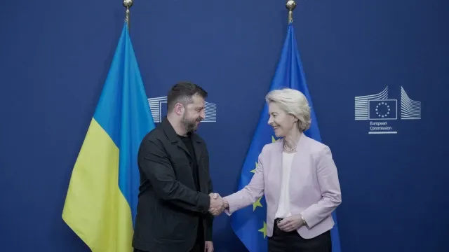 Zelensky e von der Leyen saúdam nova etapa na adesão da Ucrânia à UE