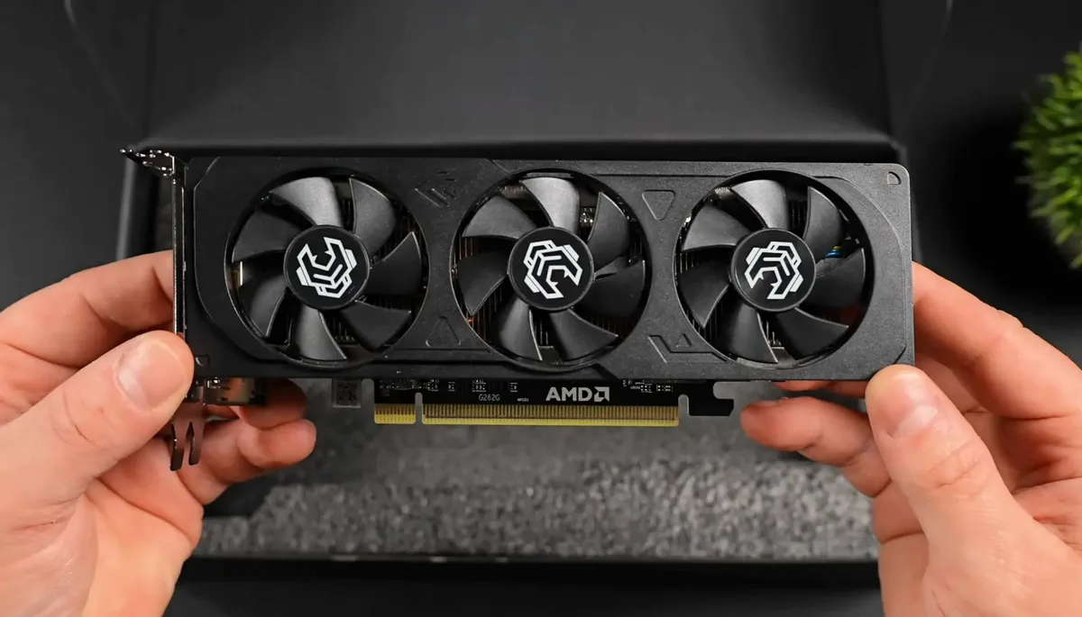 Enfin une carte graphique Radeon RX 9060 XT low profile... avec 16 Go de VRAM pour ne rien gâcher