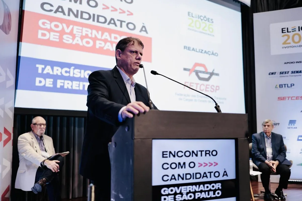 Para empresários, Tarcísio ataca Haddad: "Desonestidade intelectual"