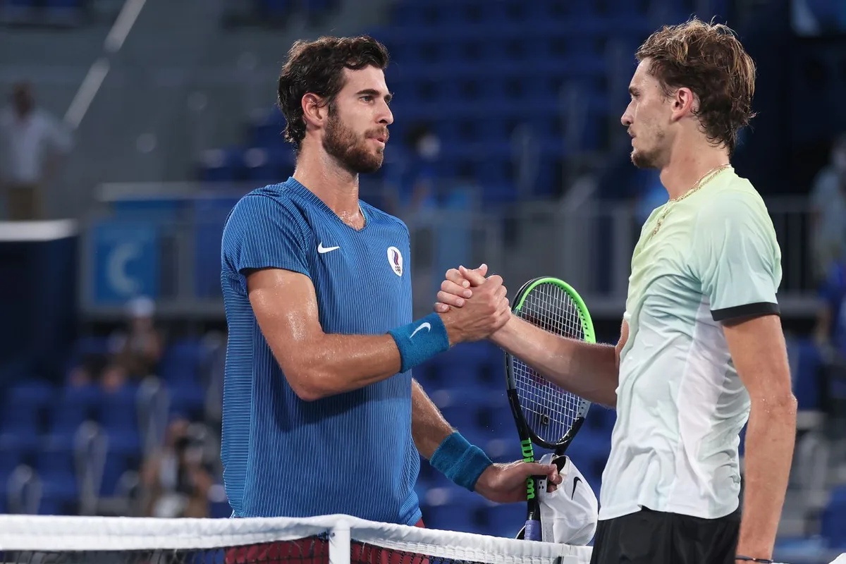 Карен Хачанов — Александр Зверев: онлайн-трансляция 1/2 финала US Open — 2026 началась
