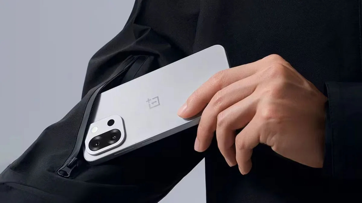 Un teléfono chino adelantará uno de los cambios que tendrá el iPhone más excitante de 2027