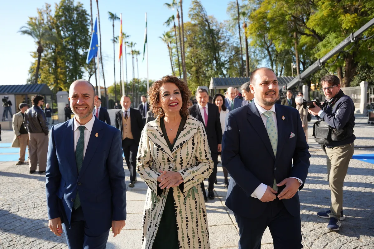 La 'rebelión' imparable de los alcaldes del PSOE: al menos 36 se manifestarán por Ceuta en contra de las órdenes de Sánchez