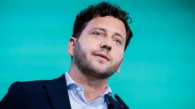 Rot-Grün-Rot: Banaszak fordert klare Absprachen