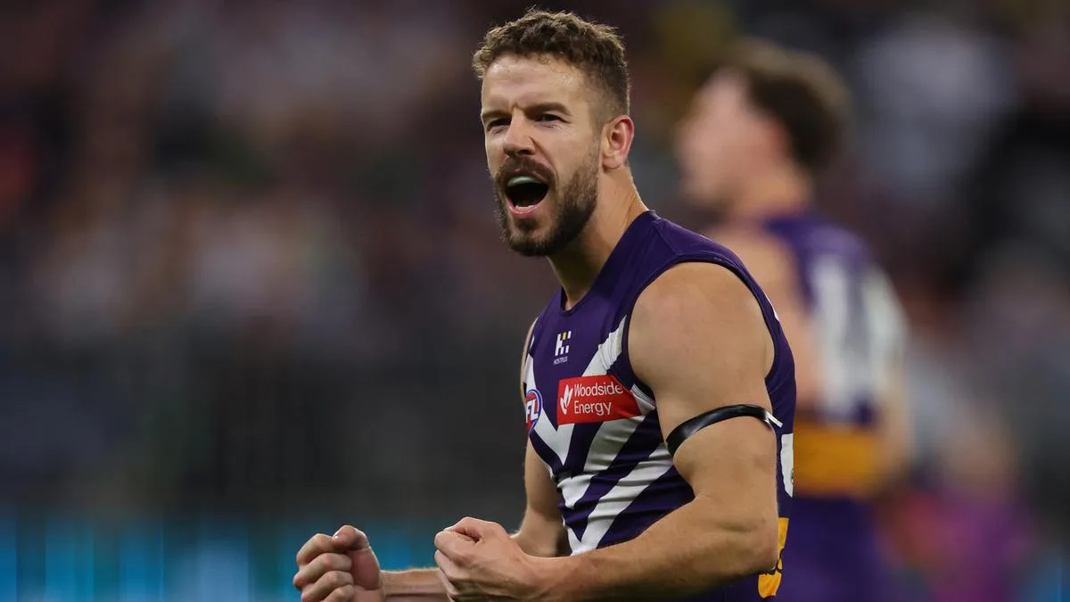 AFL Grand Final: Fremantle Dockers to wear purple in decider