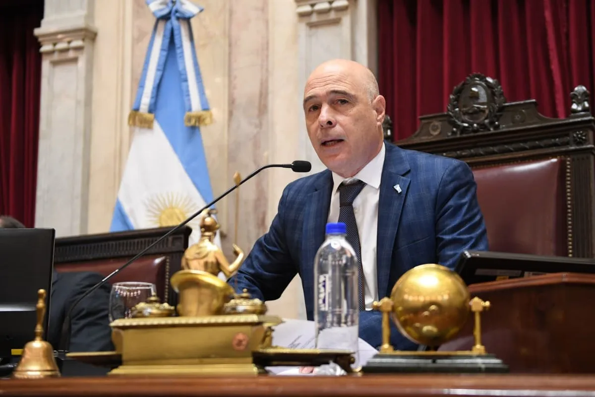Andanzas por China, la peronización libertaria y Ravier que mira de reojo