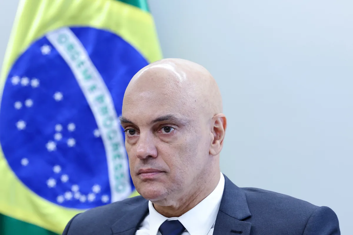 Polícia Federal aponta indícios de encontro entre Alexandre de Moraes e Daniel Vorcaro