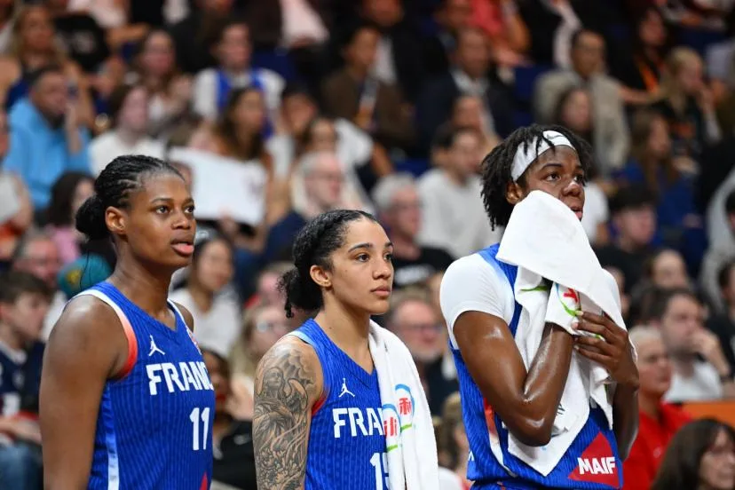 Valériane Ayayi après la défaite des Bleues face aux États-Unis en finale de la Coupe du monde : « Il faut encore qu'on grandisse »