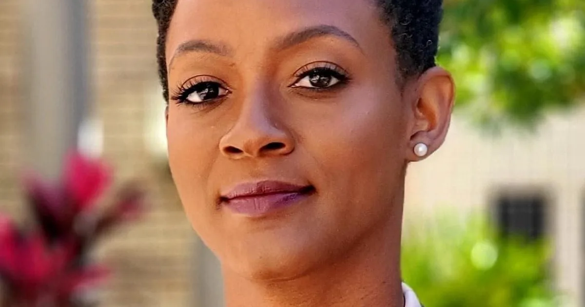 Revolución "socialista" en Florida: con muy poco dinero, Angie Nixon arrasó en la interna demócrata y buscará llegar al Senado en noviembre
