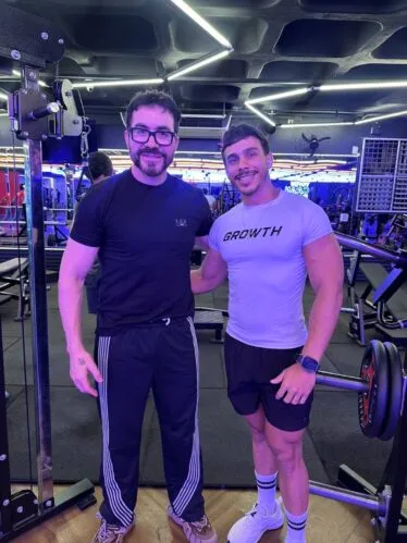 Padre Fábio de Melo dá resposta certeira após foto em academia que deu o que falar; assista Padre Fábio de Melo dá resposta certeira após foto em academia que deu o que falar; assista