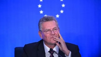 La Chine accepte de contenir ses exportations de véhicules hybrides vers l'UE, annonce le commissaire européen au Commerce