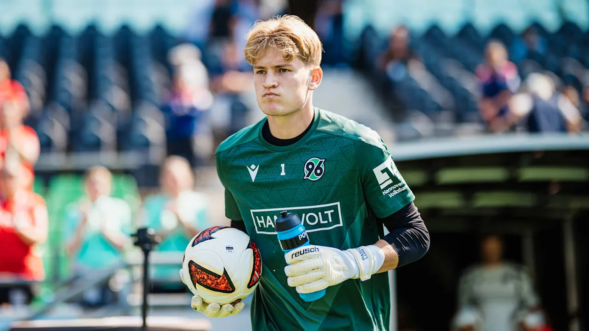 Wer spielt im Pokal bei Hannover 96? - Torwart-Entscheidung gefallen