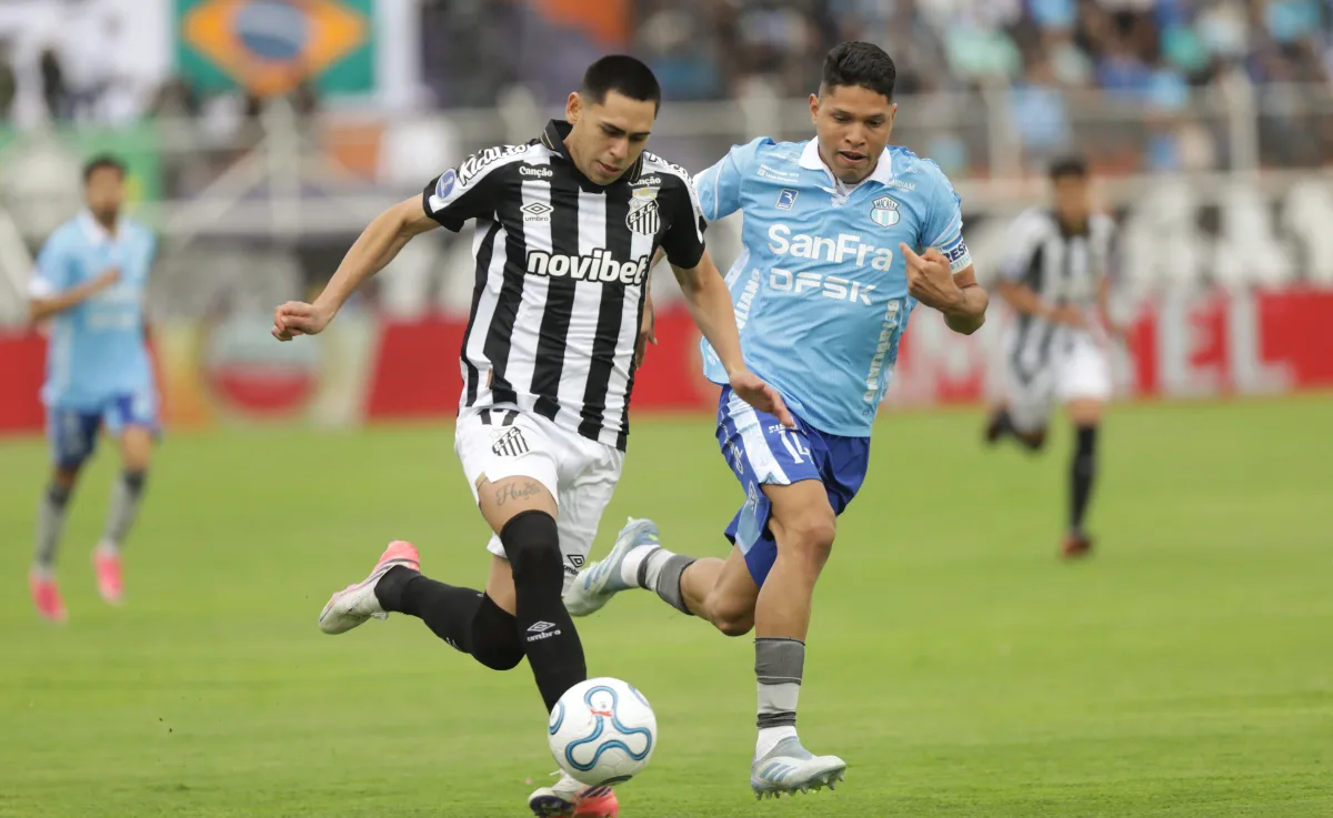 Santos empata com Macará na altitude e pega o Atlético-MG nas quartas da Sul-Americana