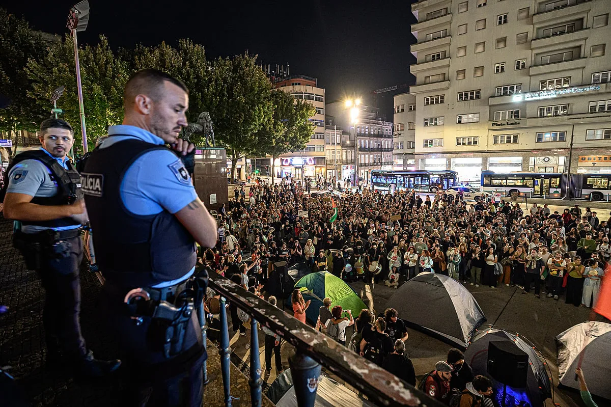 Provedora de Justiça pede informações à PSP sobre intervenção policial contra manifestantes no Porto
