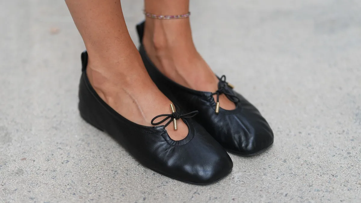11 zapatos de entretiempo aprobados por nuestras expertas en compras que te van a solucionar el otoño 2026