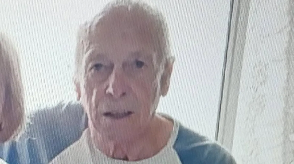Qué decía la nota que le dejó a su esposa el hombre de 87 años que fue encontrado muerto en el patio de una casa en Córdoba
