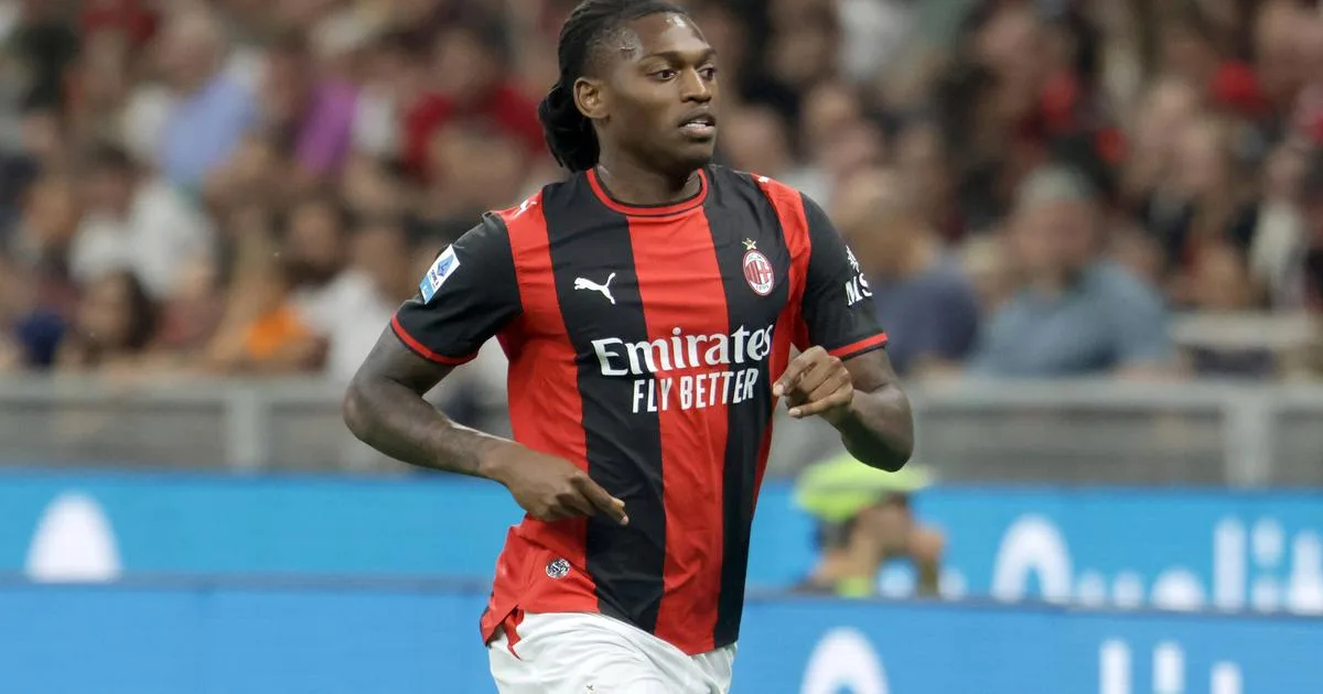 Continua a novela de Rafael Leão: Aston Villa recua e Galatasaray mantém-se atento