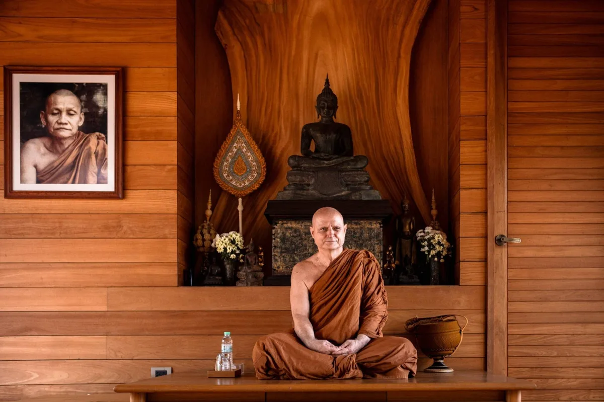 ‘Left-field’ life: Briton becomes Thailand’s top foreign monk