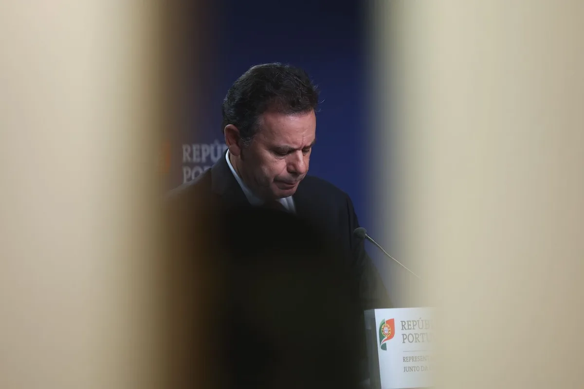 É dia de protesto; Moedas já deixou aviso, casa de Montenegro ameaçada