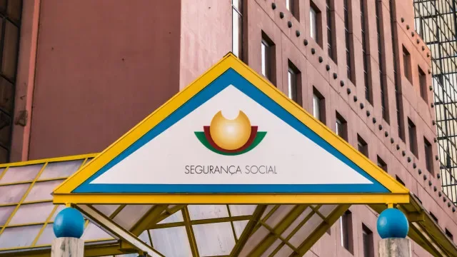 Segurança Social? Tema não pode ser adiado por "tácticas eleitorais"