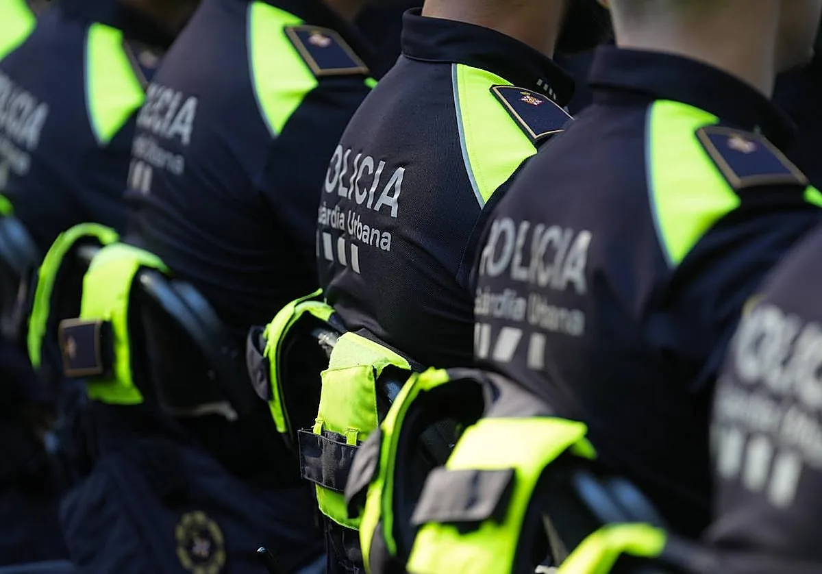 Barcelona admite la publicación de datos de 1.245 agentes de Guardia Urbana por un «error de criterio»