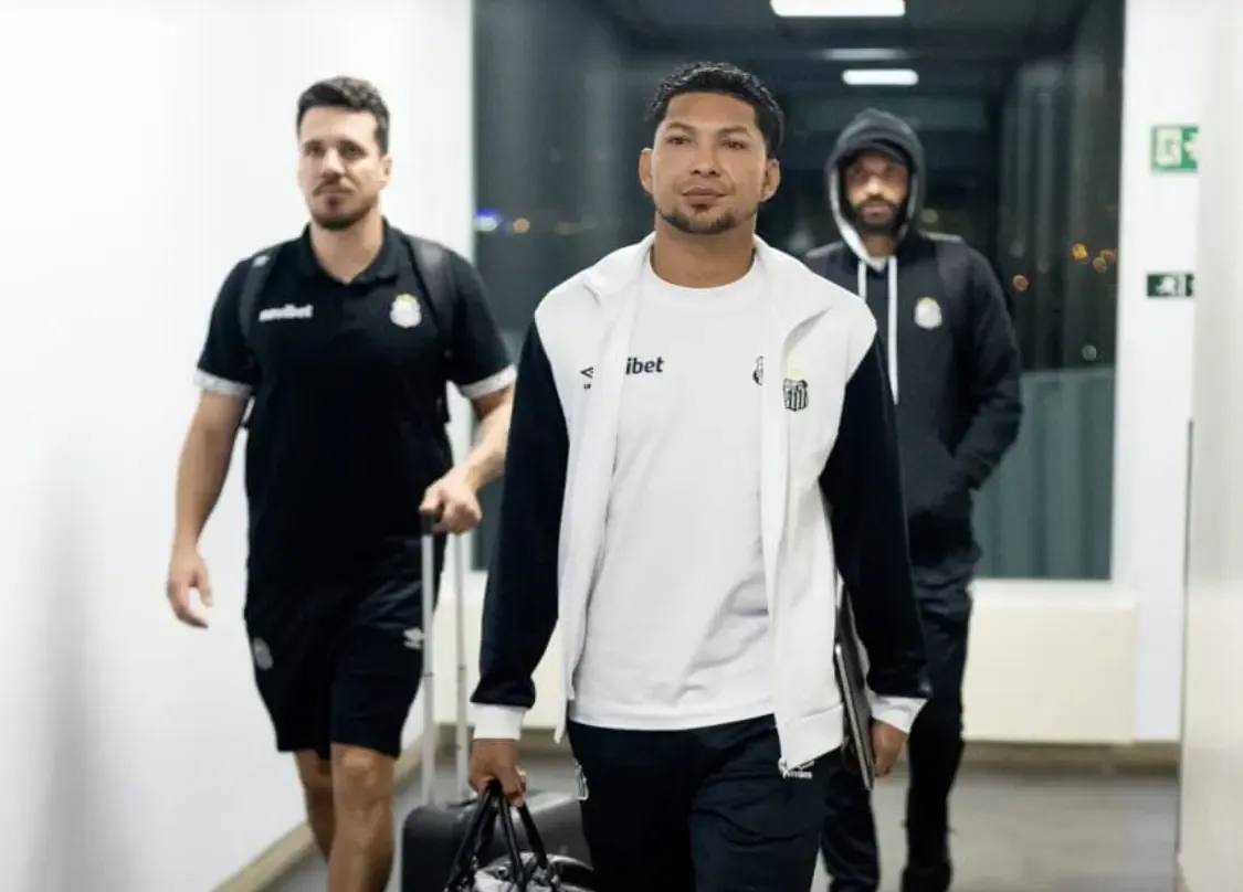 Desfalcado, Santos chega ao Equador para decisão pela Sul-Americana