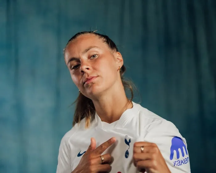 ‘I was scared to tell my old teammates’: Victoria Pelova on making leap from Arsenal to Spurs